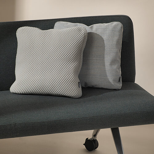 Insit bench, detail view, seat with two cushions