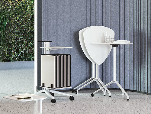 Confair Next in collaborative lounge area with media board and mobile furniture