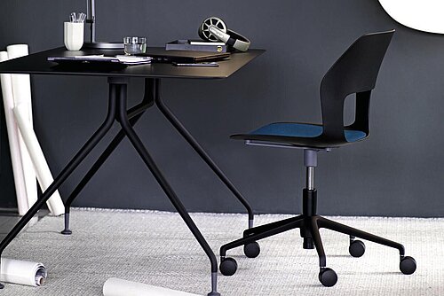 Occo office chair at desk in workspace setting