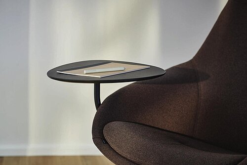 Yonda Lounge chair with side table, informal work setting